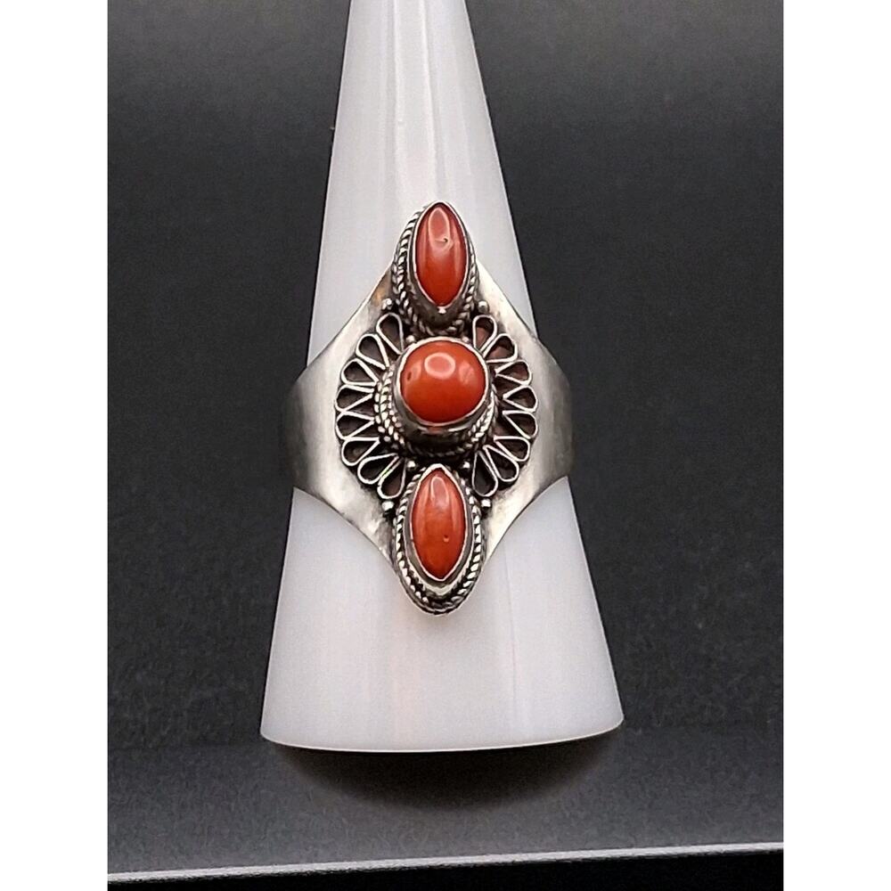 Red Coral Ring, size 9, Vintage, 925 Sterling Silver, Native American Style